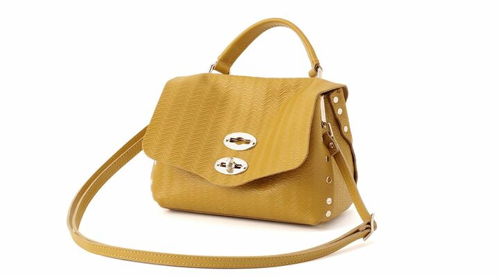 ポスティーナ ベイビー イエロー¥67,000【縦14×横19×マチ10cm】
