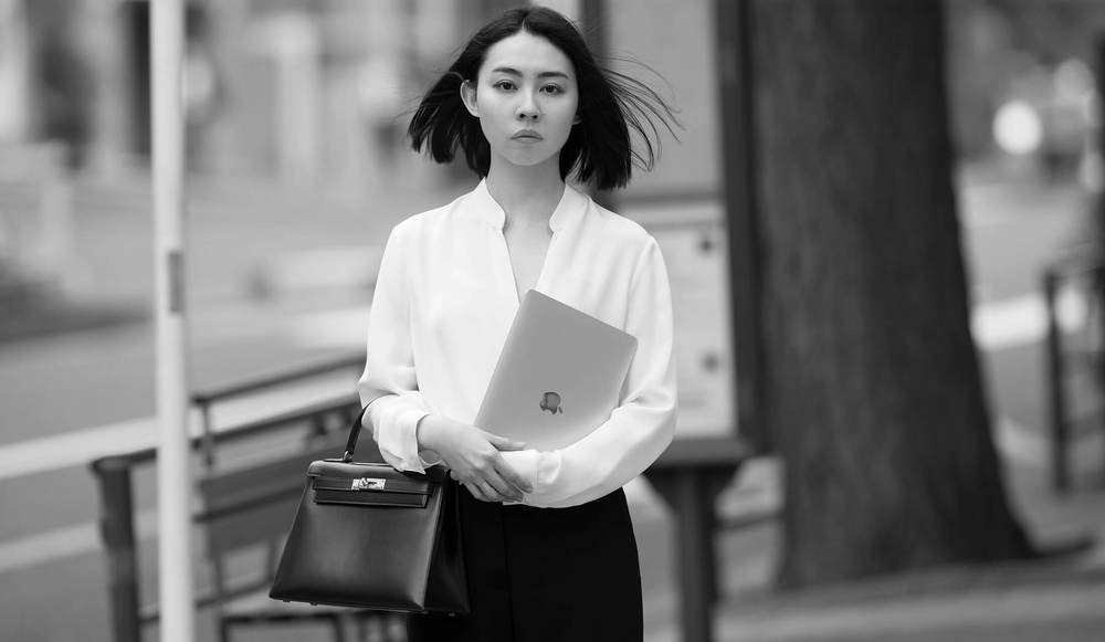 作家・朝吹真理子さんが譲り受けたエルメスの名品バッグ「ケリー」 Precious.jp（プレシャス）