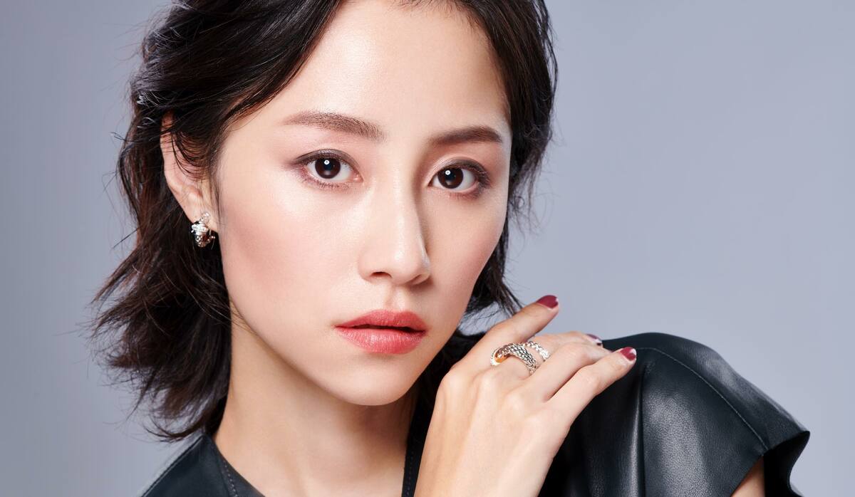 イヴサンローラン メイク 4点 まとめ売り YSL】TWICE SANA「ルージュ ヴォリュプテ キャンディグレーズ」の新CM