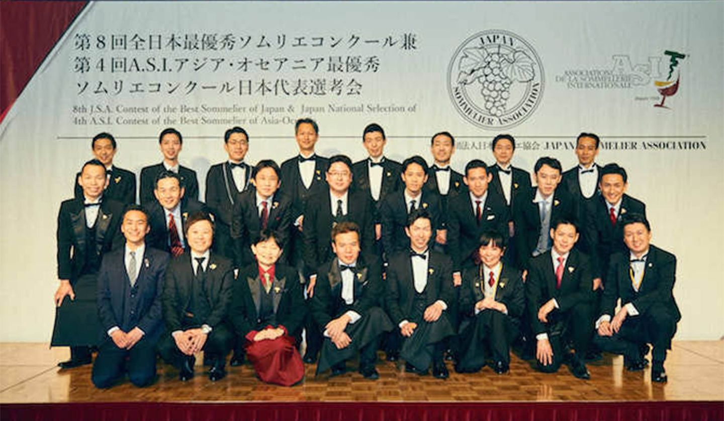 第８回「全日本最優秀ソムリエコンクール」の参加者たち