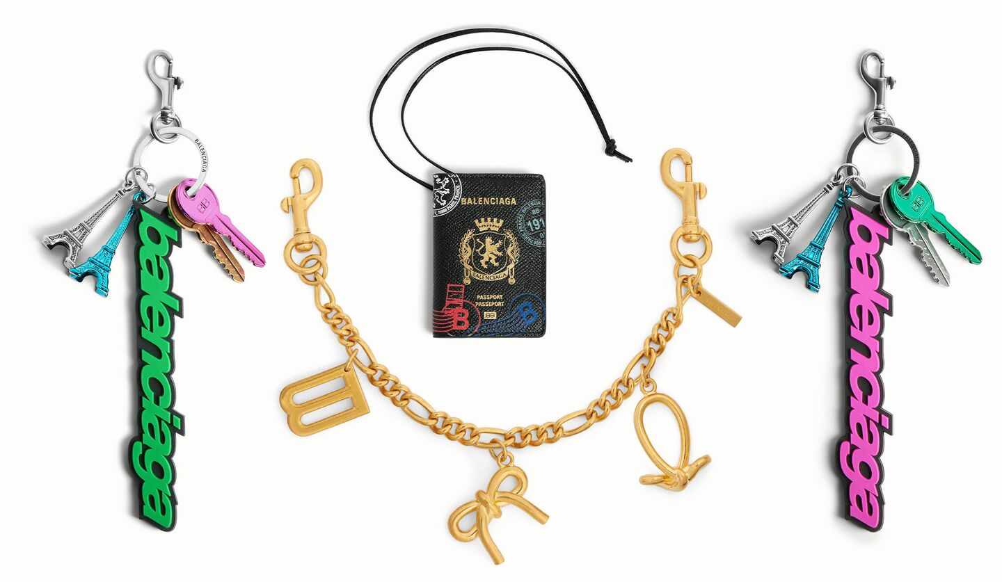 「バレンシアガ」のバッグチャーム