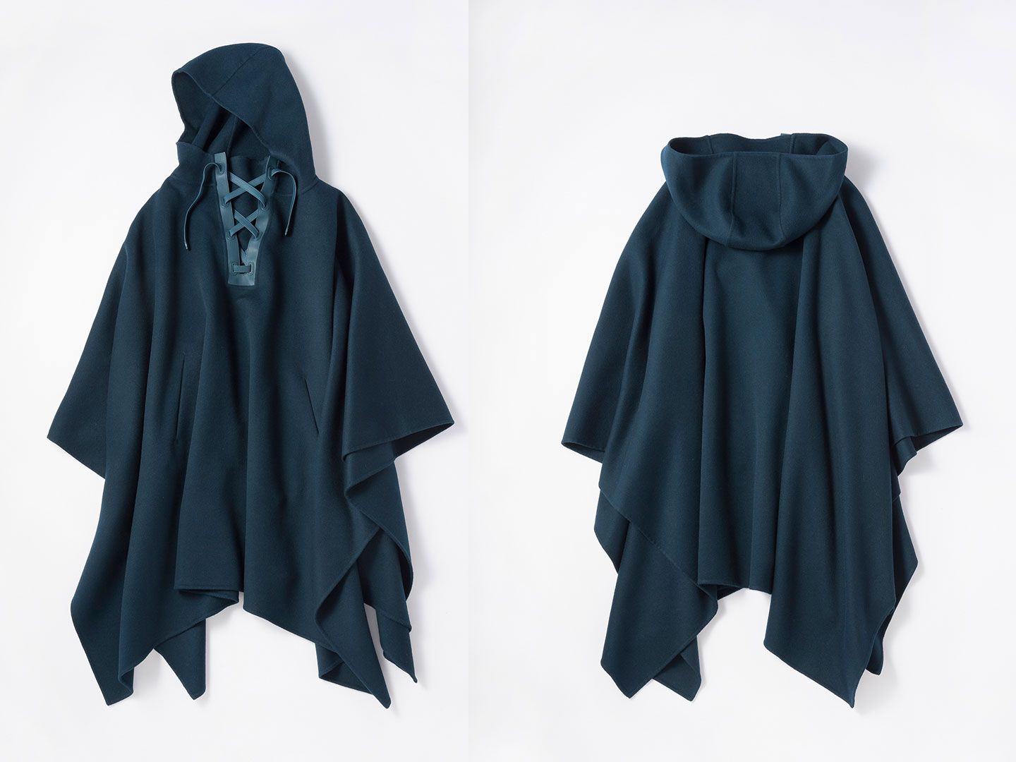 「ガイラ・ケープ」¥666,000(ロロ・ピアーナ)
