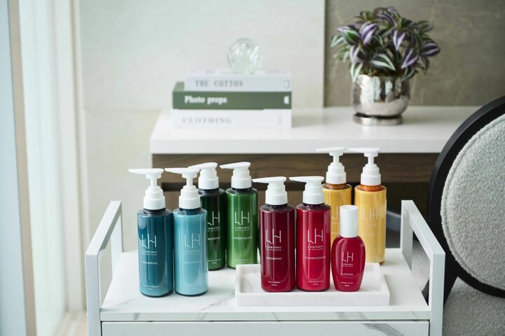 オリジナルのヘアケアアイテム