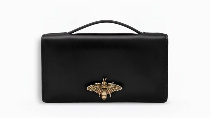 ディオールのBEE CLUTCH （ビー クラッチ）