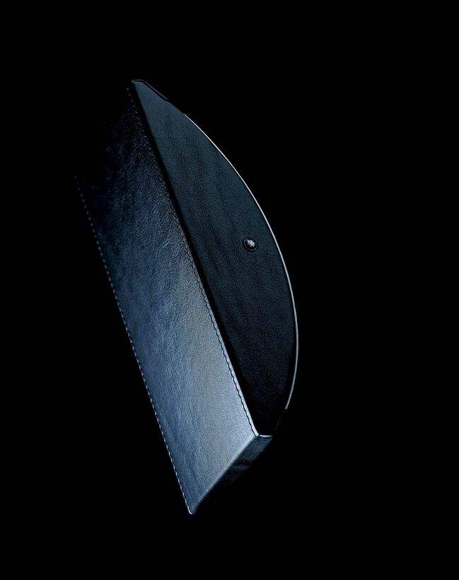 『インクブロッター』¥61,000［長さ175×幅70×厚み45㎜］交換用吸い取り紙がセット。（モンブラン コンタクトセンター）