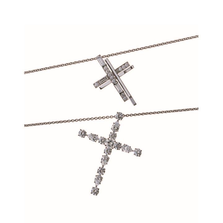 上／『トラフィック・クロス・ペンダント』［プラチナ×ダイヤモンド］￥1,260,000・下／『マドンナ・クロス・ペンダント』［プラチナ×ダイヤモンド］￥3,340,000（ハリー・ウィンストン）　[Precious2018年7月号101ページ] 　