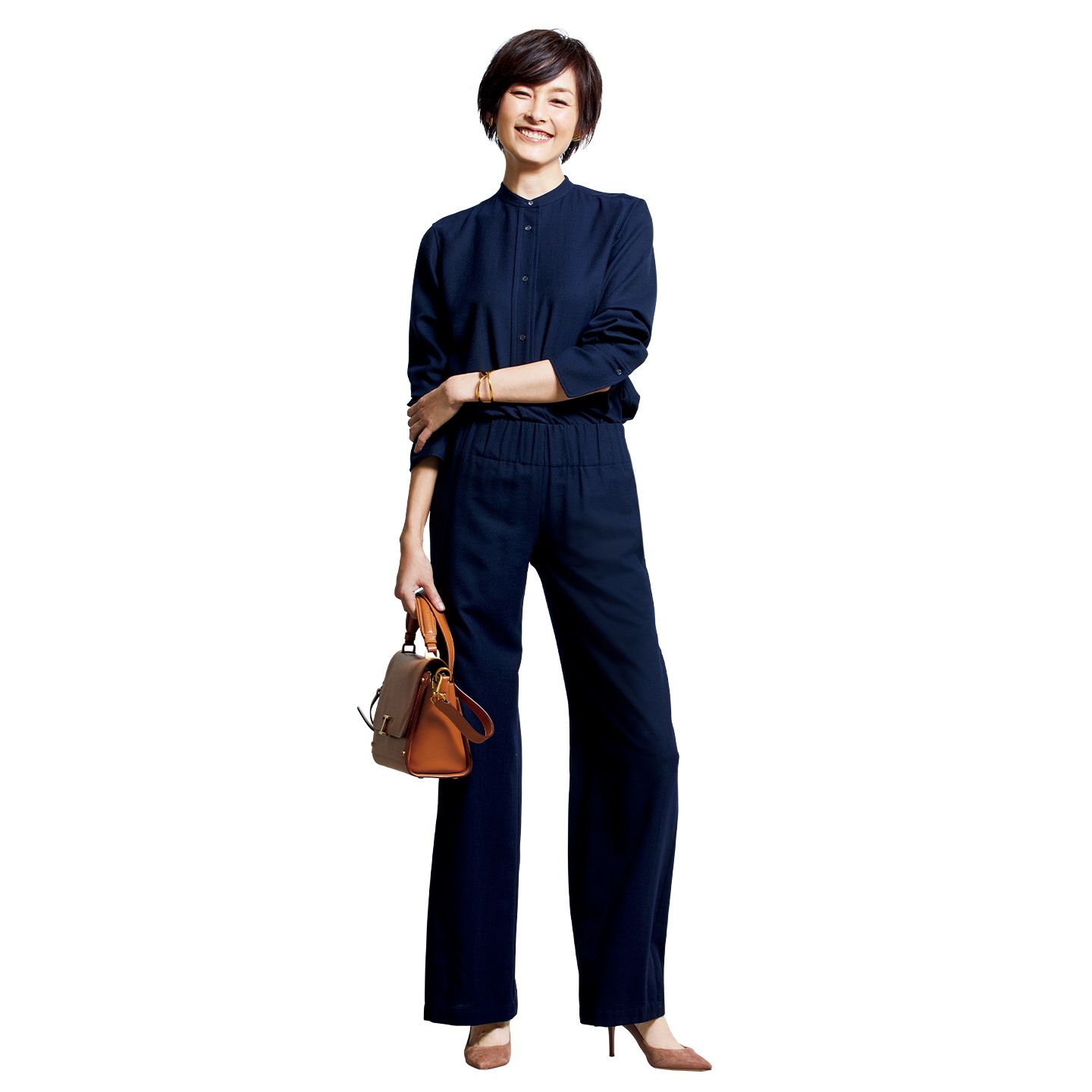 シャツ_1,パンツ_2,ピアス_3,バッグ_3,靴_2