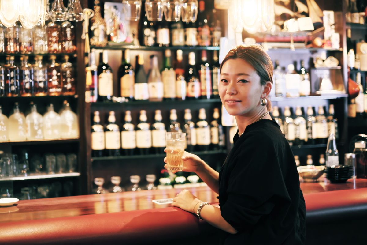 一晩で3軒ハシゴすることもあるほどスナック好きの藤田さん