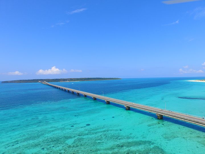 宮古島と来間島を結ぶ「来間大橋」