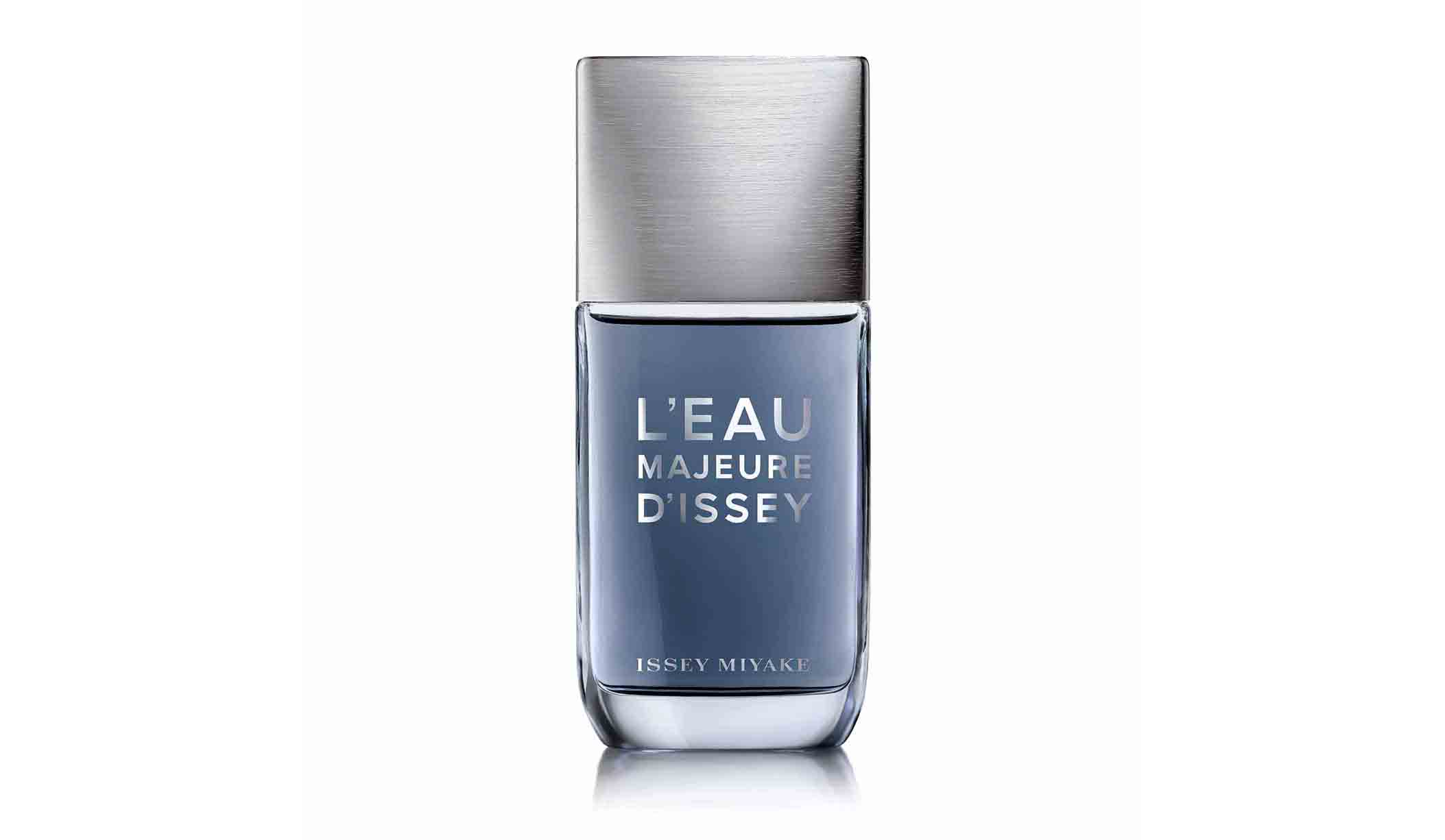 イッセイ ミヤケ『ロー マジュール ドゥイッセイ オードトワレ』●100ml ¥10,500(ブルーベル・ジャパン)