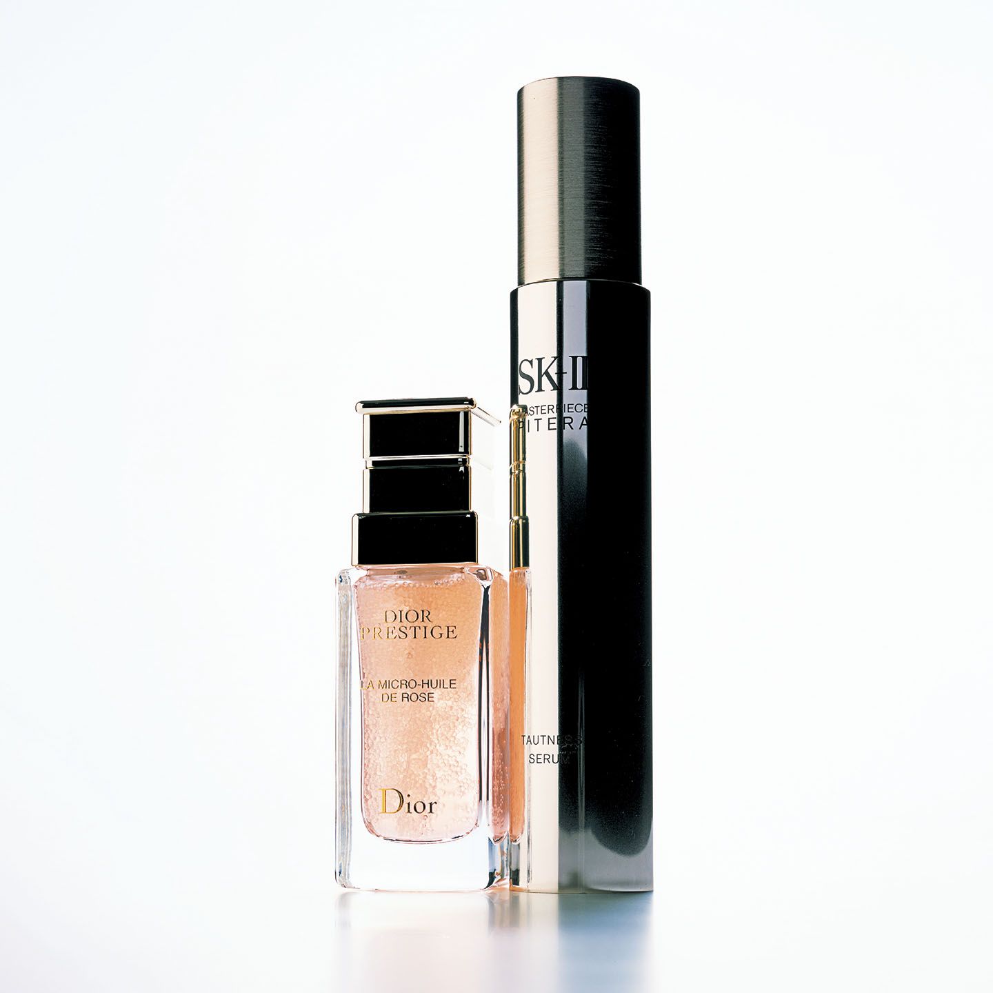 左から/パルファン・クリスチャン・ディオール プレステージ ユイル ド ローズ 30ml ¥26,000、SK-Ⅱ マスターピース トートネス セラム 50ml ¥49,500(すべて税抜)