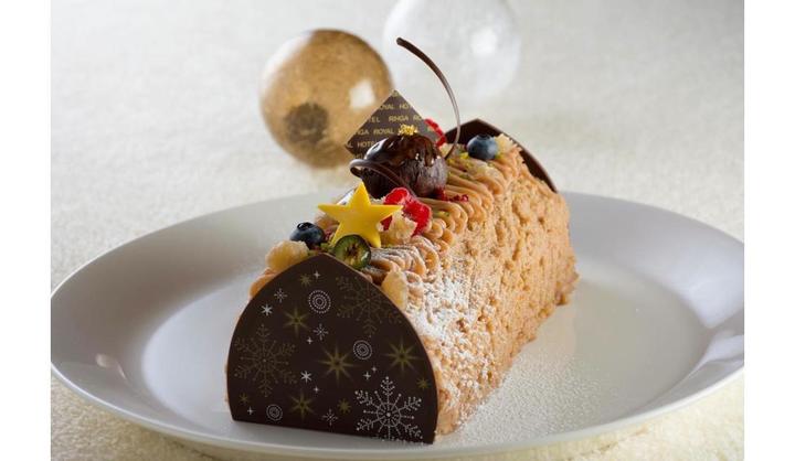 リーガロイヤルホテルのクリスマスケーキ「ノエル・モンブラン」は3種類の栗を使用