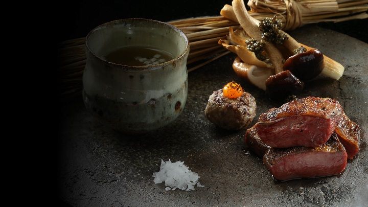 海外でも名高いトップシェフ山本征治氏が率いる六本木発の日本料理店。