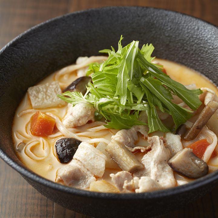 「しゃぶ豚と根菜の胡麻豆乳うどん」¥900