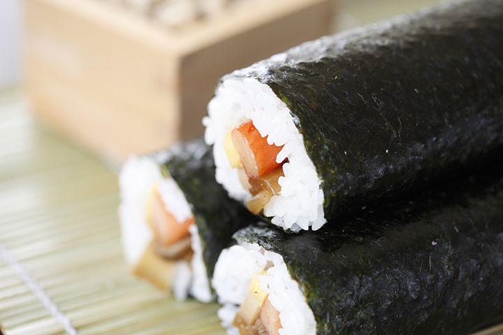 諸説ある恵方巻きの由来