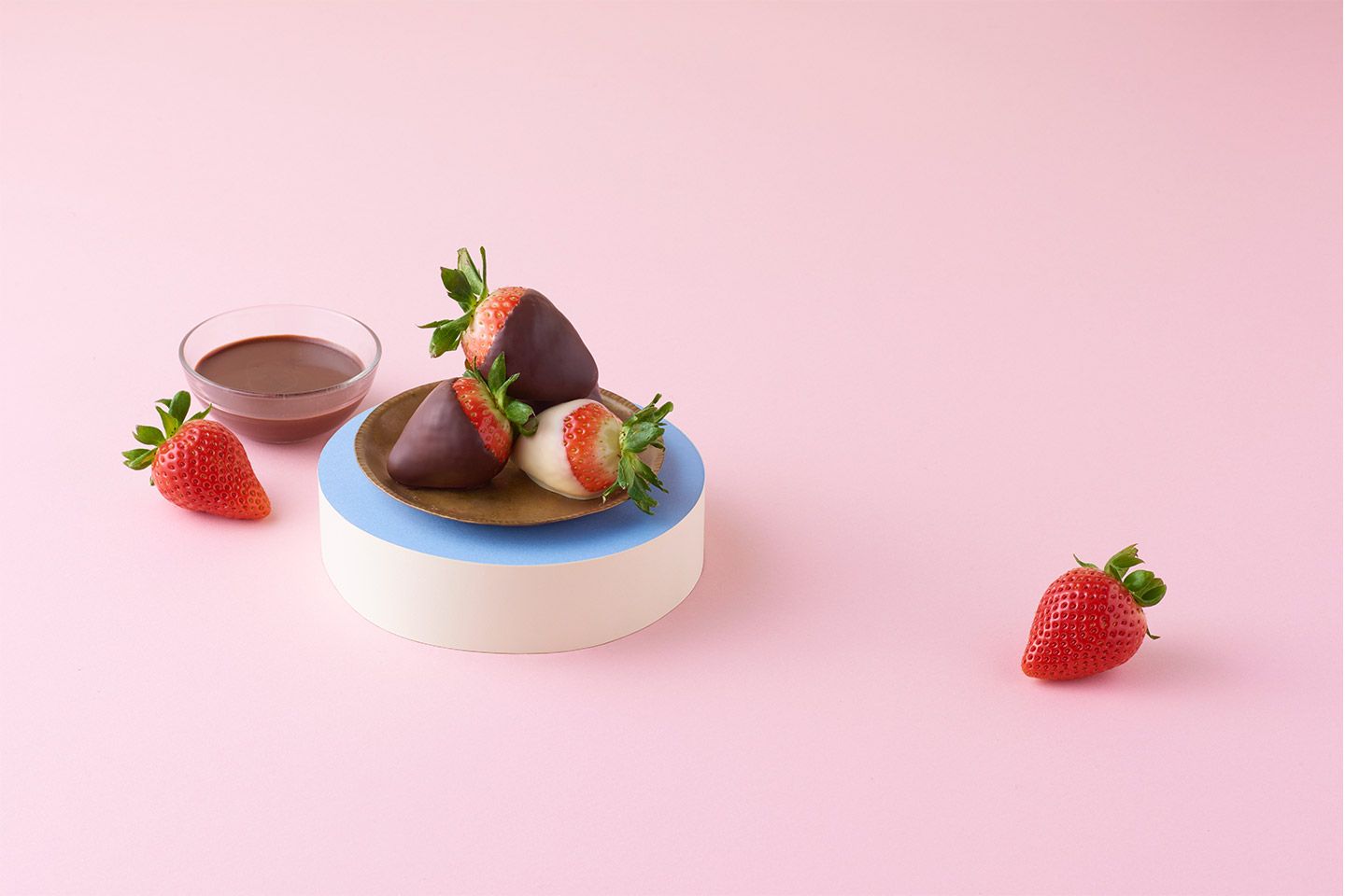 ゴディバの期間限定商品「ストロベリーチョコレートディップ」