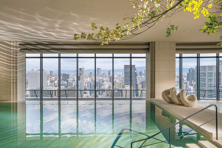 大阪のラグジュアリーホテル「フォーシーズンズホテル大阪」の内観カット