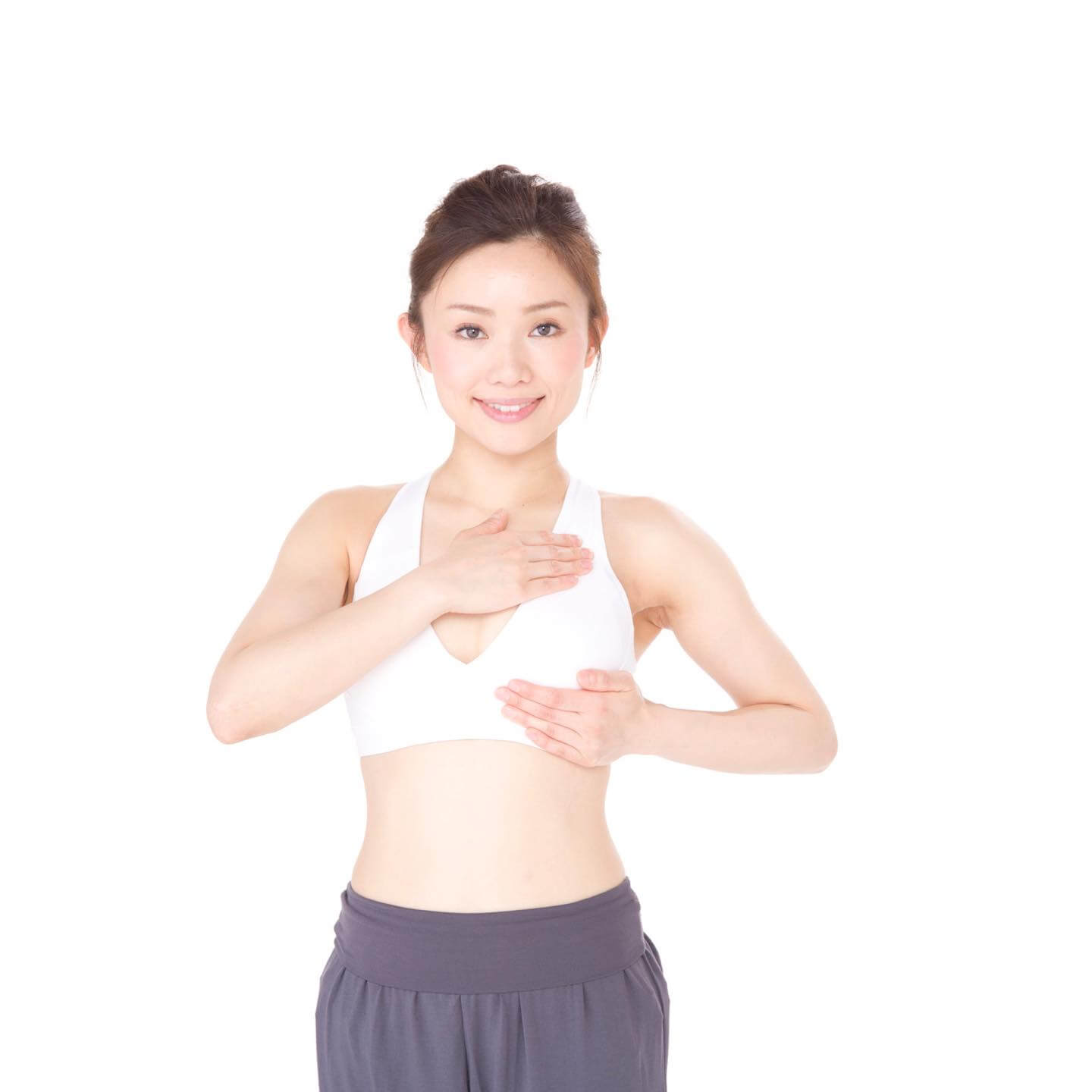※ケアは、オイルかクリームをつけて滑りを良くしてから行いましょう。
画像出典:朝井麗華 著「おっぱい番長の乳トレ」(講談社)