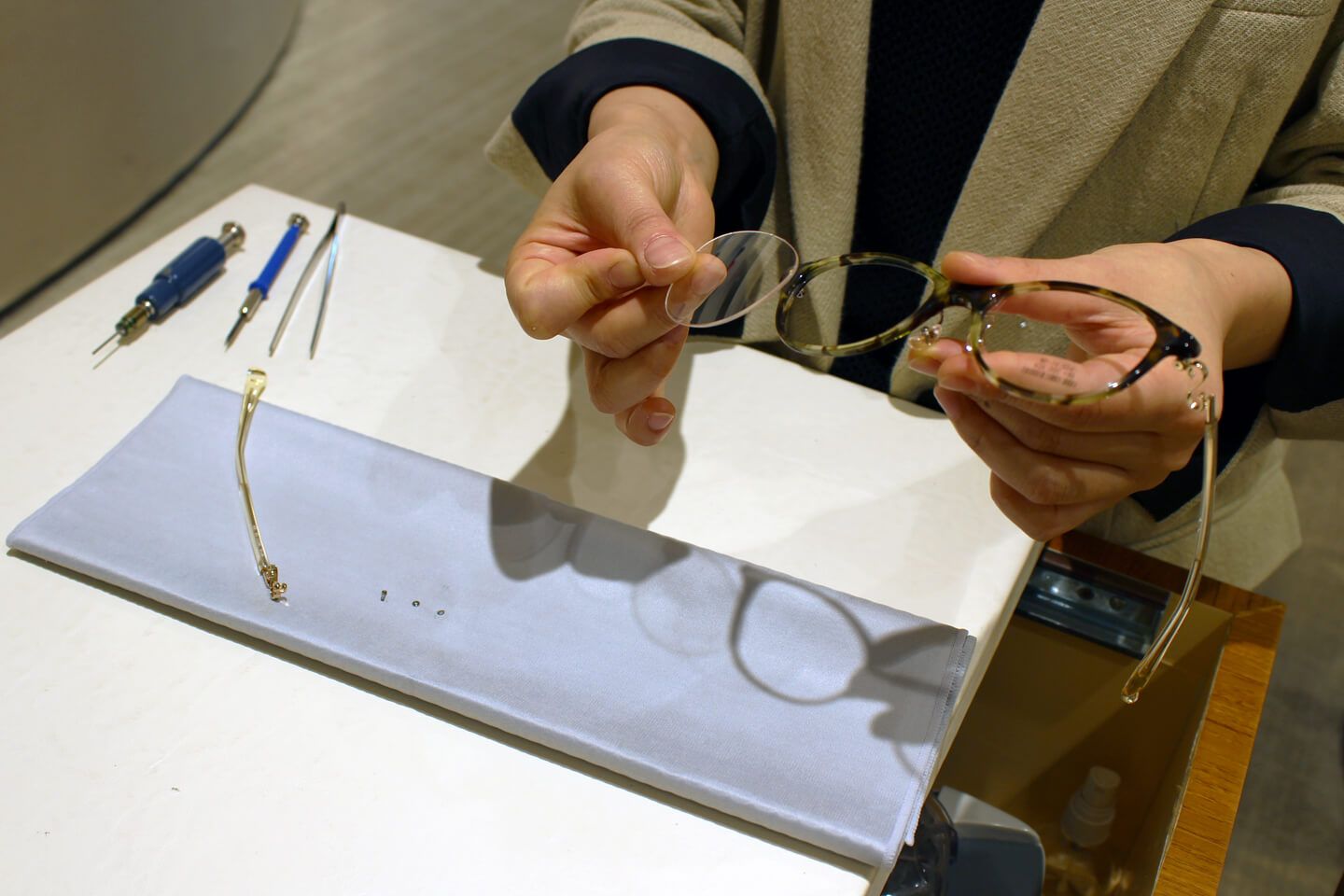 パーツに分解し、細かな部分までお手入れしてもらえます