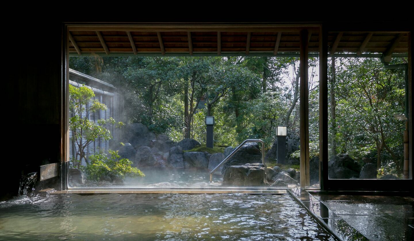 「旅亭 半水廬」の大浴場