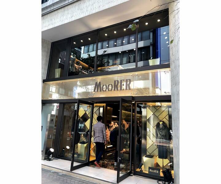 ムーレー銀座店の外観