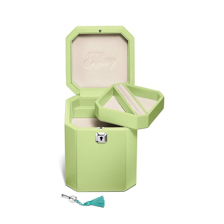 ティファニーのジェエリーボックス