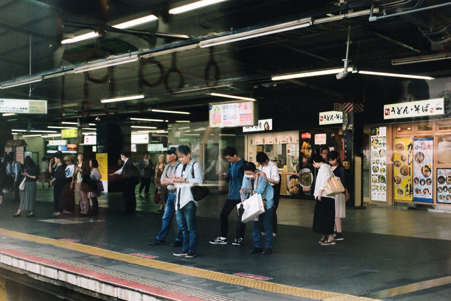 朝に満員電車で疲労するのはなるべく避けて