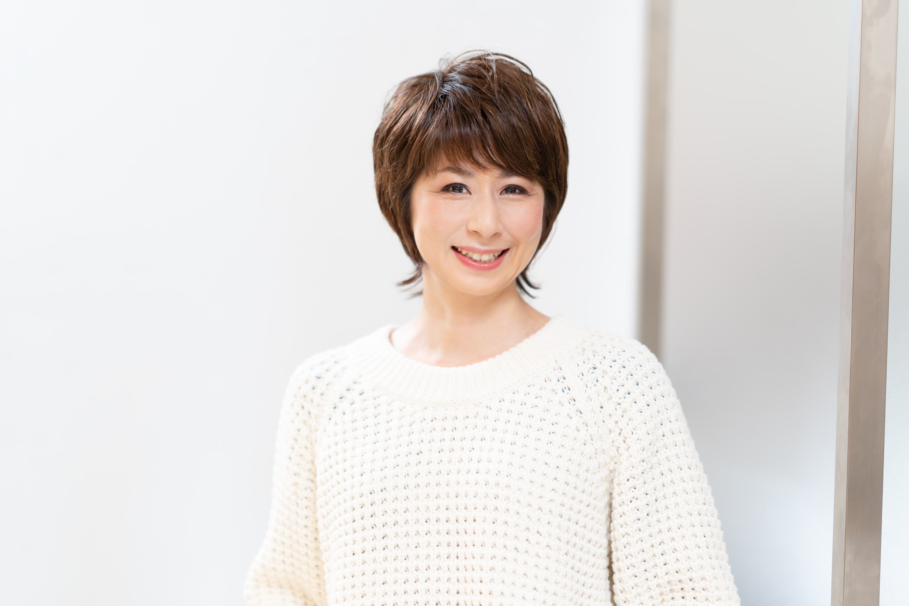 トップのボリュームとしなやかな毛流れでハチの張りも気にならない!