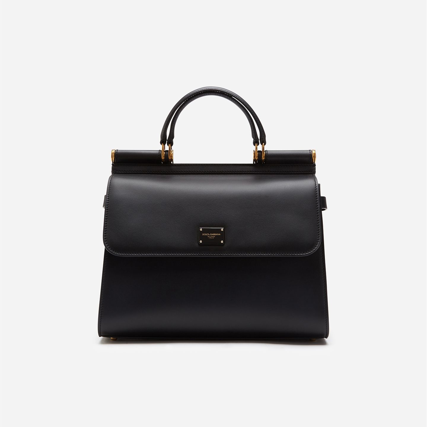 バッグ「シシリー 58 (ラージサイズ)」【縦26×横31.5×マチ15.5㎝】¥345,000(予定価格・税抜) カラー/ブラック、ダークグレーの2色展開。 ©DOLCE&GABBANA