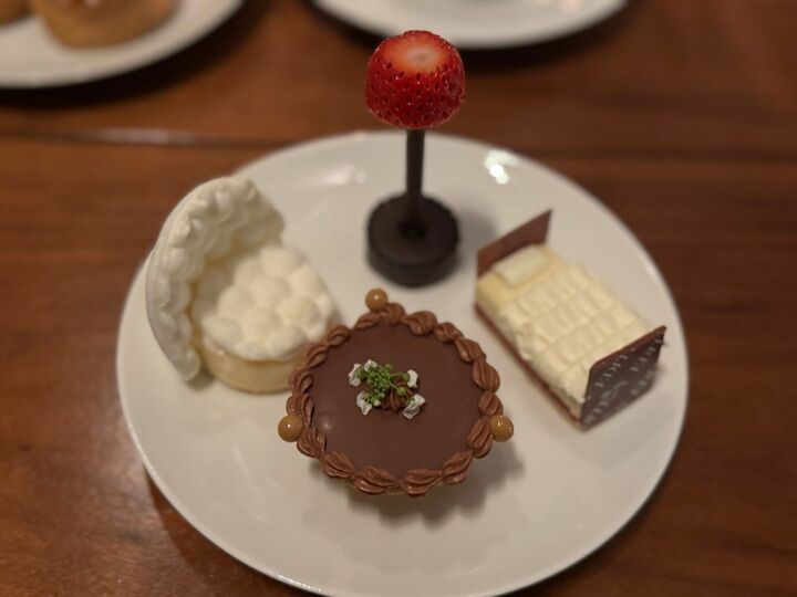 ホテル_8,東京_8,スイーツ_4,レストラン_6,絶景_3