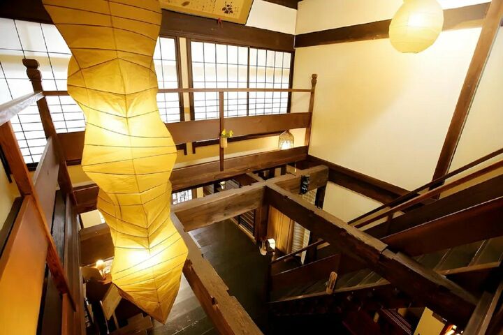 館内の吹き抜け