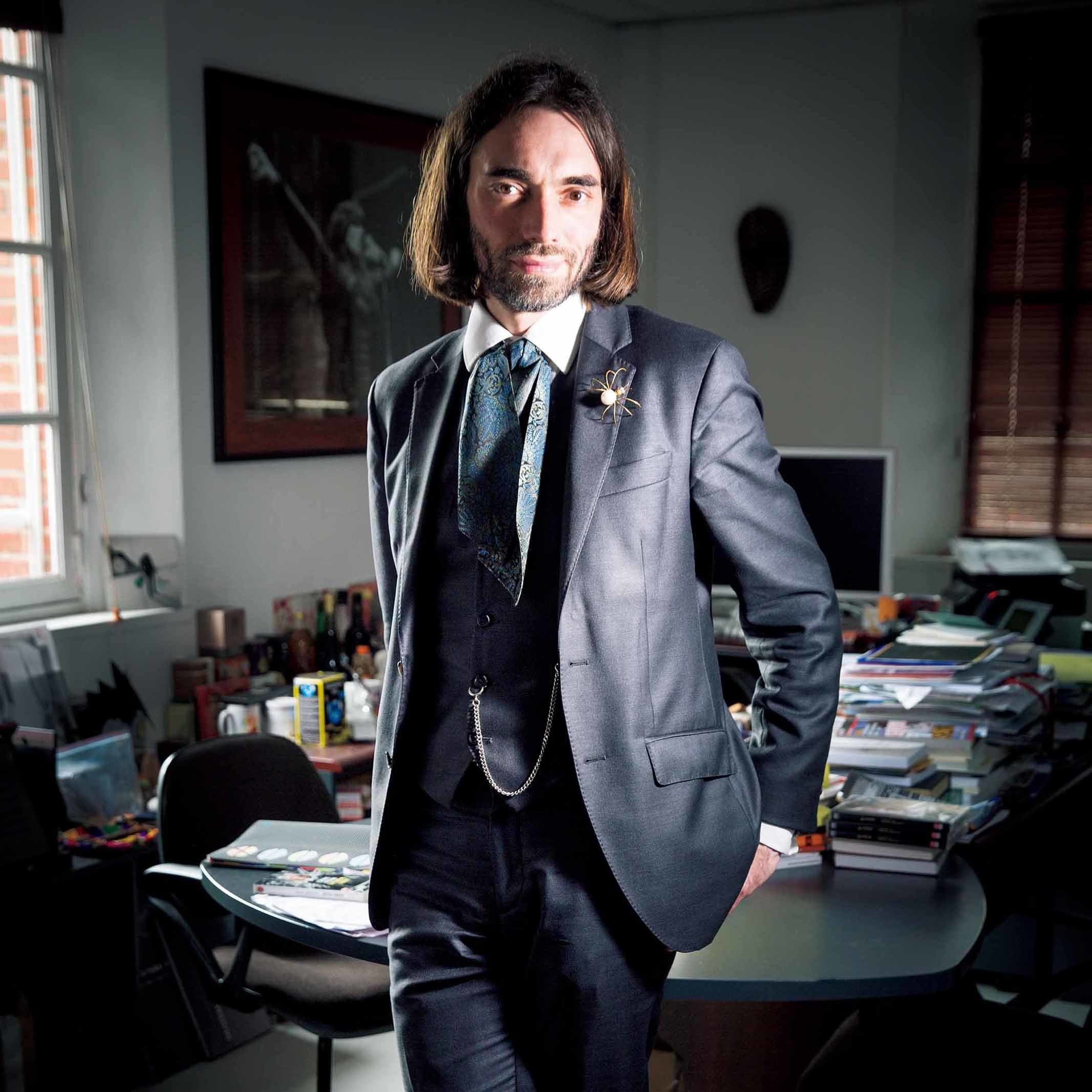 CédricVillani 映画や音楽といった様々な分野からの影響で生まれた「自己を表現する」スタイル〟