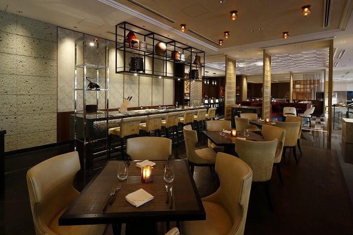 New American Grill “KANADE TERRACE”内観