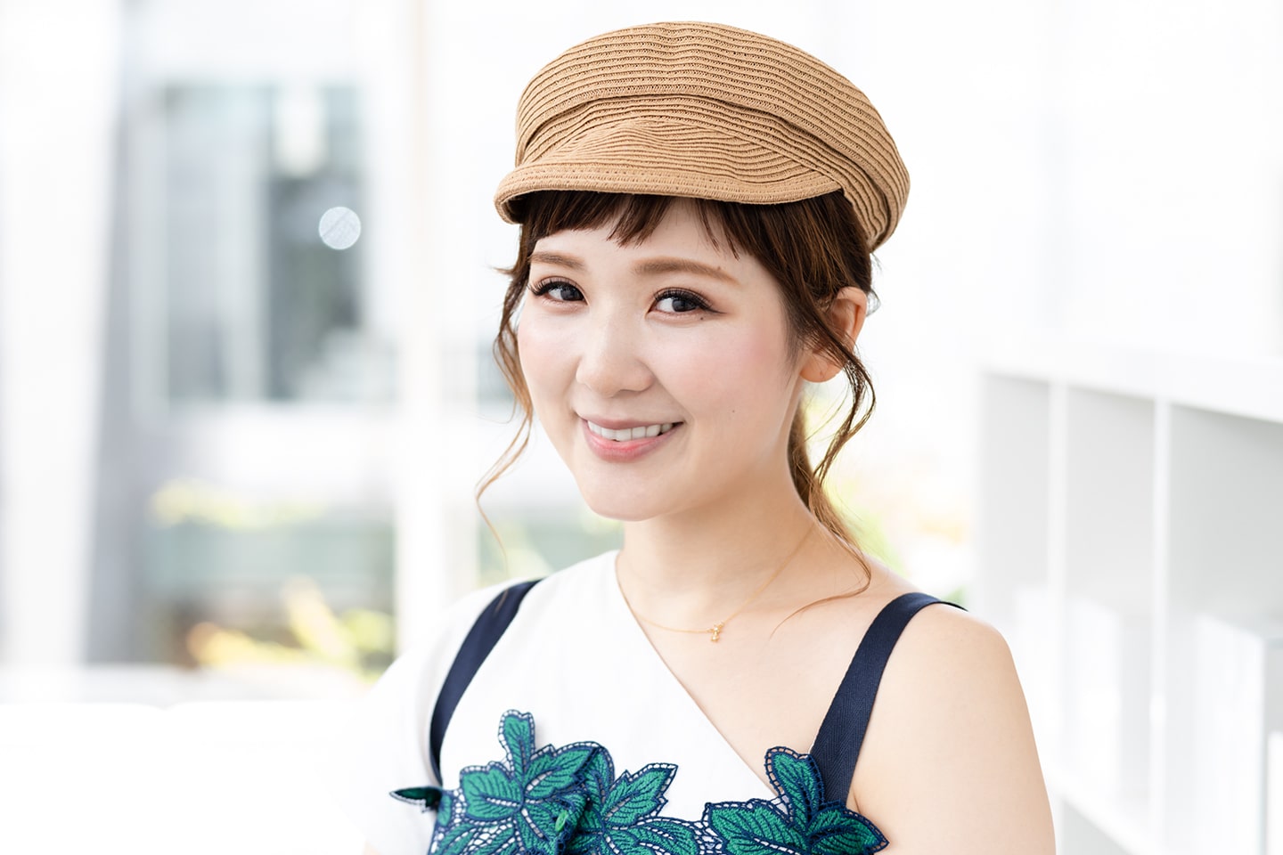 DIFINO akasaka スタイリスト・槌田美希さん。ライブを観るのが大好き。「このご時世で会場へは行けないので、手料理をつまみながらネットやDVDで楽しんでいます」