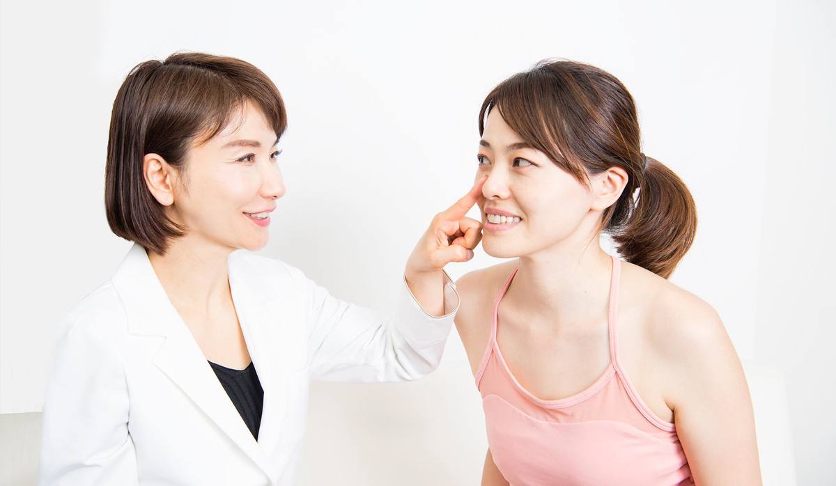 マスクで鼻は大きく広がる むくみ解消で鼻筋の通った顔立ちを手に入れるワザ Precious Jp プレシャス マスクで鼻は大きく広がる むくみ解消で鼻筋の通った顔立ちを手に入れるワザ Precious Jp プレシャス