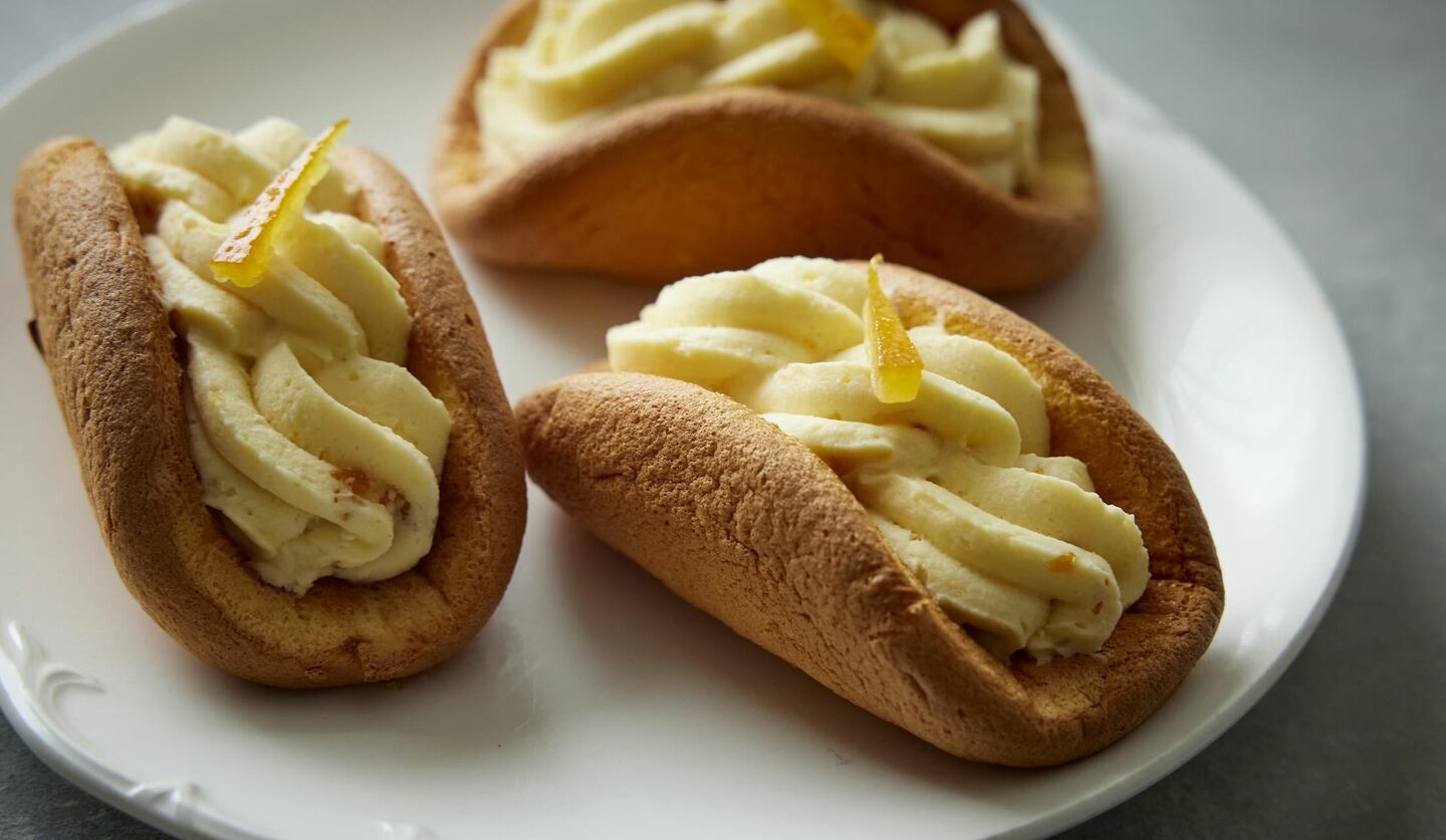 大阪・梅田「エシレ・マルシェ オ ブール」の「オムレット・オランジュ」