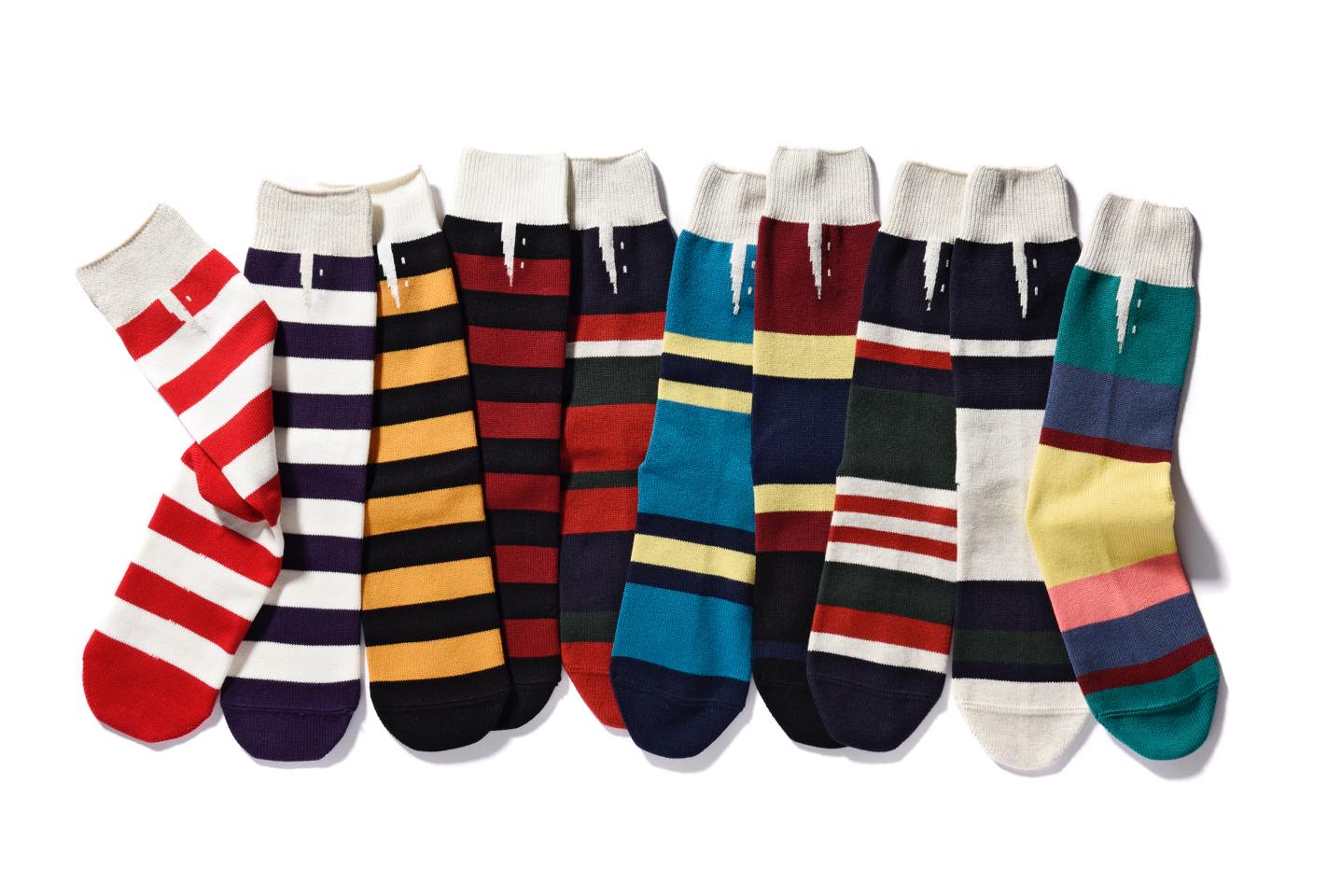 ソックス各¥2,000(GLEN CLYDE SOCK CLUB TOKYO〈アンドライフソックス〉)※写真で紹介してる靴下のサイズは25〜27.5cm ※左4足は23〜25cm、25〜27.5cm、28〜31cmの3サイズ展開。