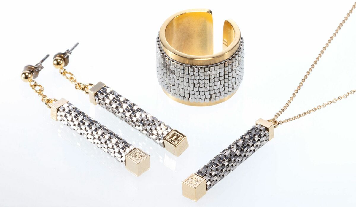 【新品未使用極美品】FUMIKODA:ピアス 新品未使用極美品】FUMIKODA:ピアス