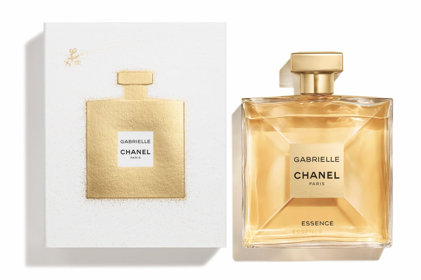 ガブリエル シャネル エッセンス オードゥ パルファム 2020 ホリデー 100ml ¥18,500(2020年11月6日数量限定発売) ©CHANEL