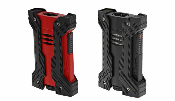 「デフィ ダブルエクストリーム」本体は亜鉛合金のラッカー仕上げ。熱可塑性ポリウレタンバンパーに装飾も施される。カラーはブラックとブラック＆マットレッドの２タイプ。サイズ［H7.2×W4.6×D1.5cm］重量約85ｇ ￥41,000