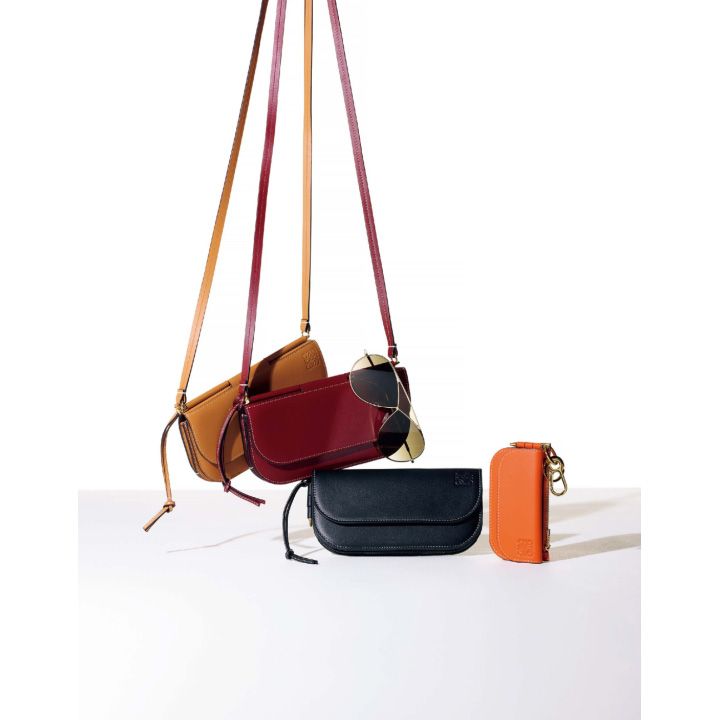 ■LOEWE(ロエベ)の長財布