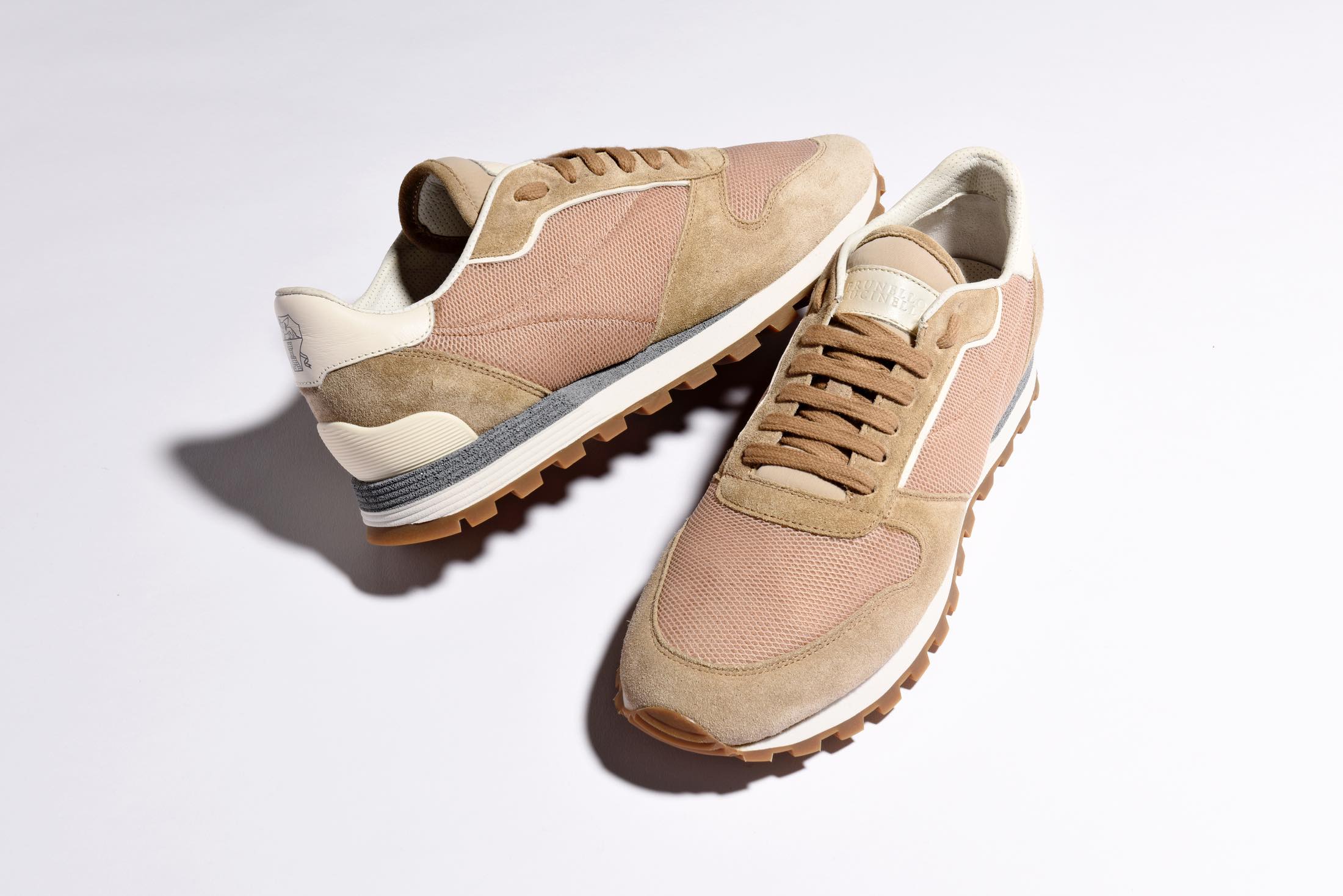 スニーカー¥118,000(ブルネロ クチネリ ジャパン)