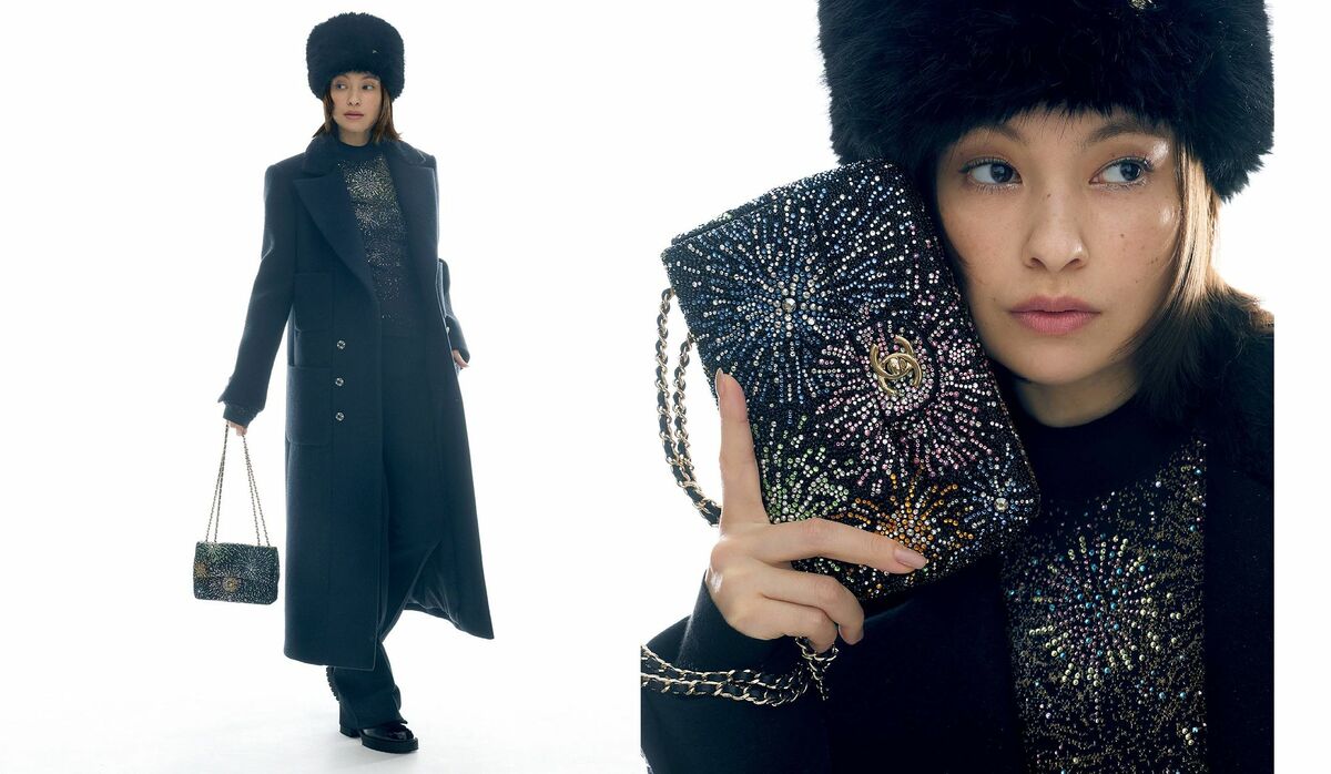 シャネル」煌めくニット＆バッグのビーズ刺繍に目を奪われる