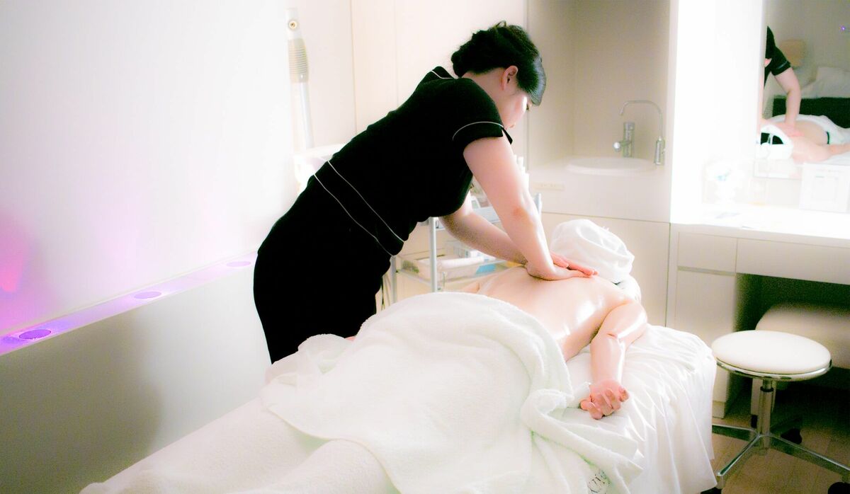 Pearly sonic S 美顔器 本体と付属品　ミキモト　エステ Pearly sonic S 美顔器 本体と付属品 ミキモト エステ MIKIMOTO