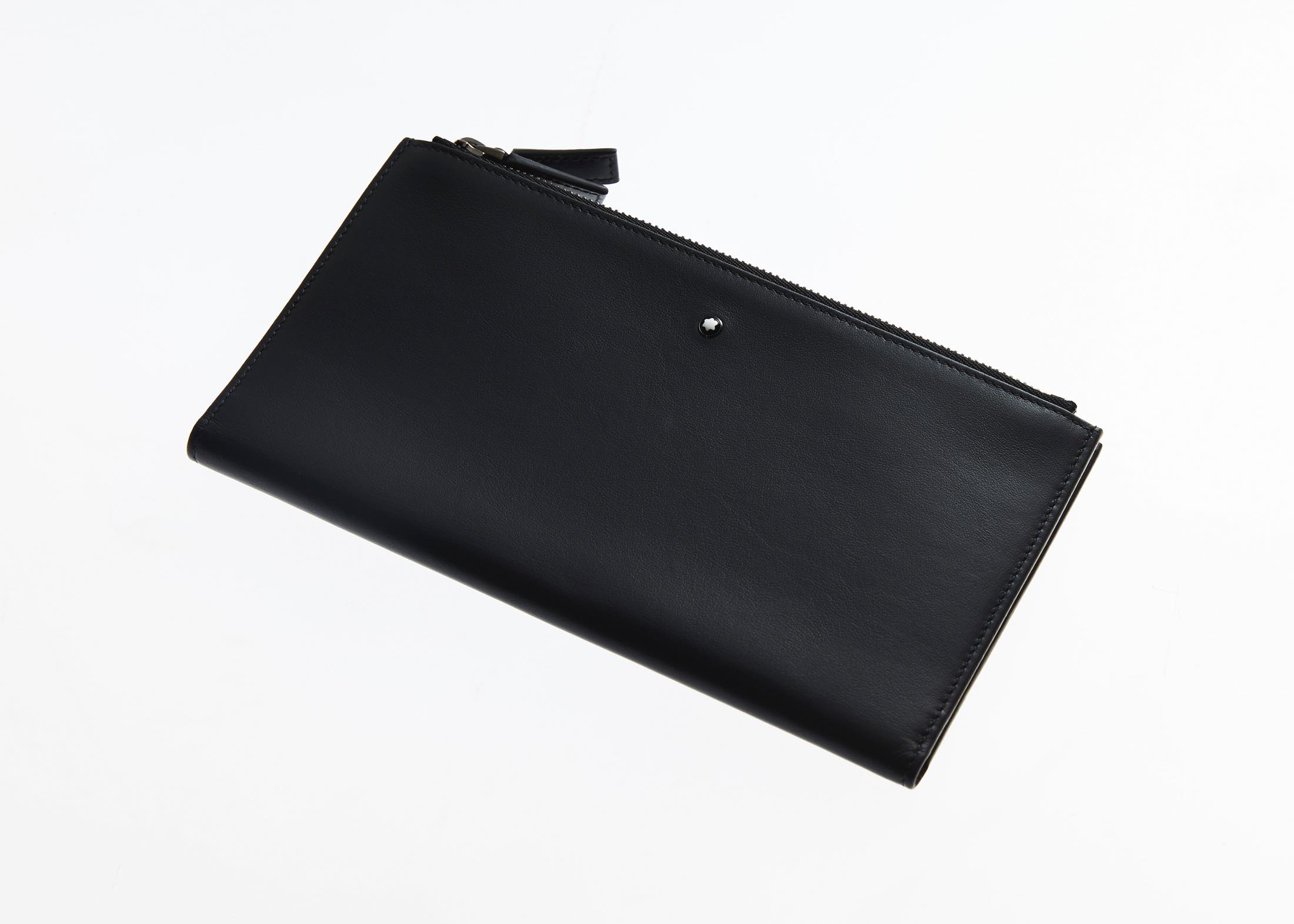 マイ モンブラン ナイトフライト マルチカレンシー ウォレット ¥45,000(モンブラン コンタクトセンター)