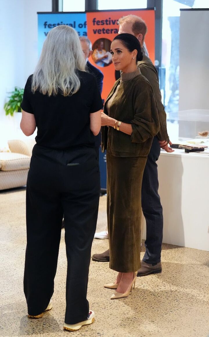 ファッションニュース_1,メーガン妃_1,大人コーデ_1,ジャケット_1,スカート_1