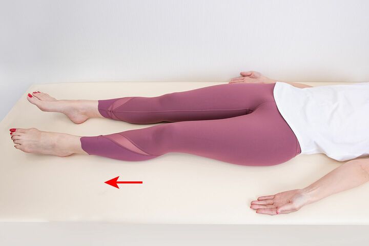 股関節を曲げる、膝を外に倒す、股関節を伸ばす、膝を内側に倒すことで固まった股関節をリセット。股関節周りの筋肉をまんべんなく動かすことで連動している骨盤周りも緩むので、機能が向上。体調改善につながりますよ。