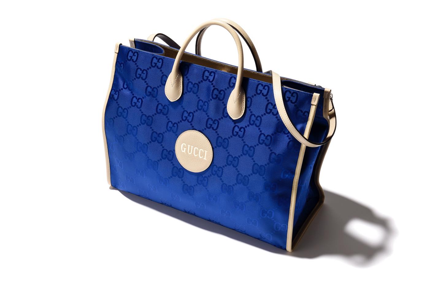 【W43×H34×D18.5cm】バッグ¥162,000(グッチ ジャパン クライアントサービス)