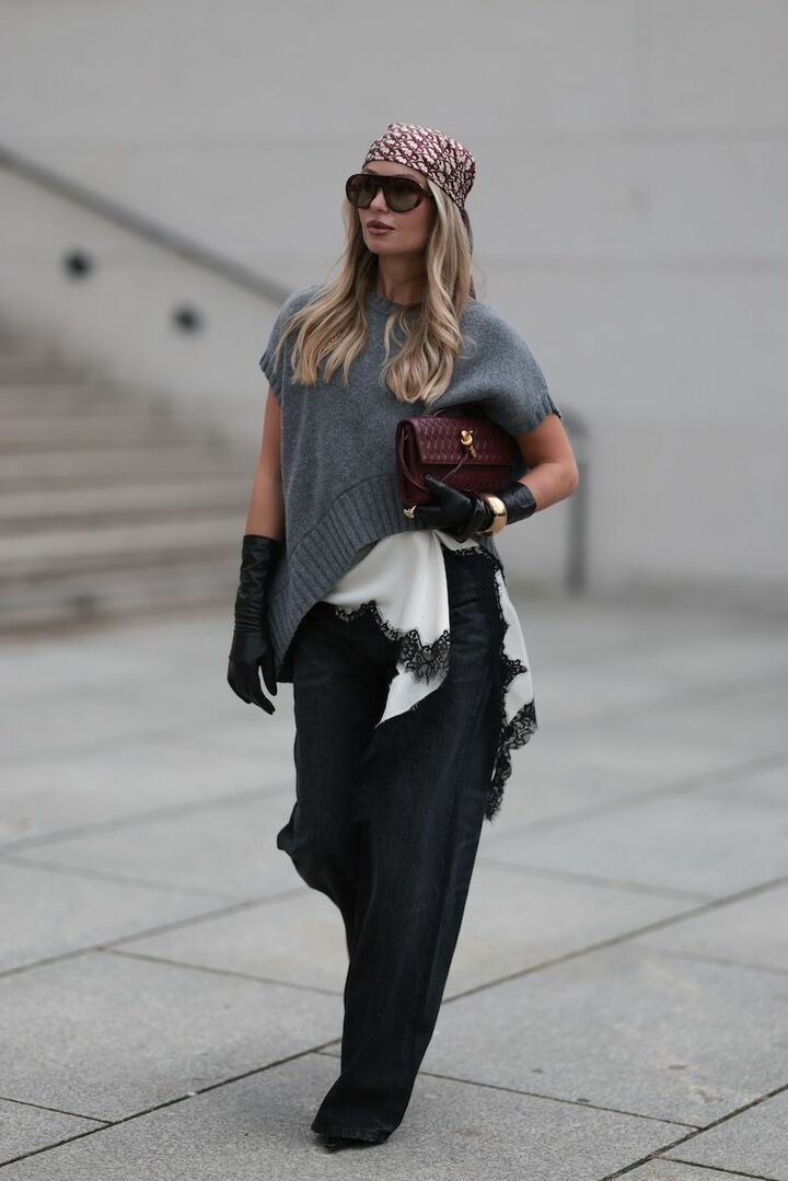 ファッションニュース_2,セレブ_2,大人コーデ_2,秋コーデ_2,スカーフ_1,バッグ_1