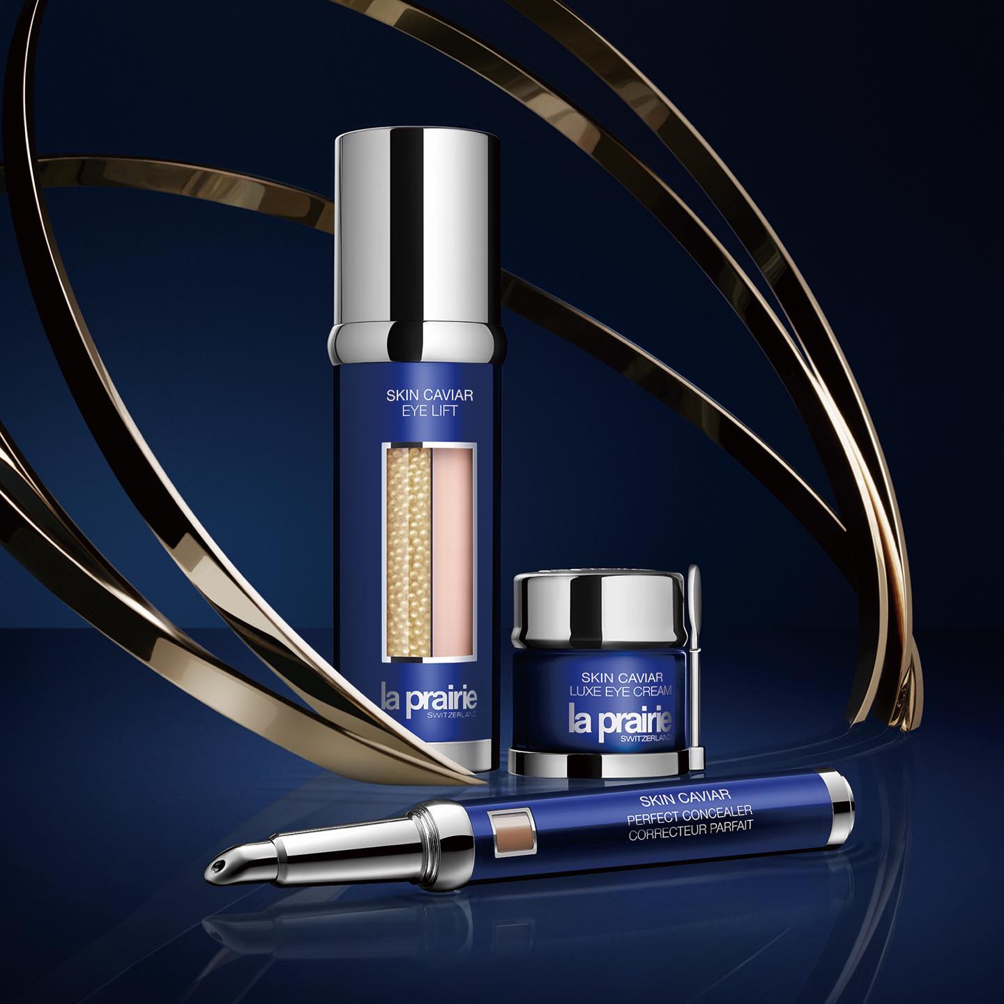 ラ・プレリー 左/SCアイ エッセンス20ml ¥53,000 右/SCラックス アイクリーム20ml ¥41,800 手前/SCパーフェクト コンシーラー 6ml ¥19,700